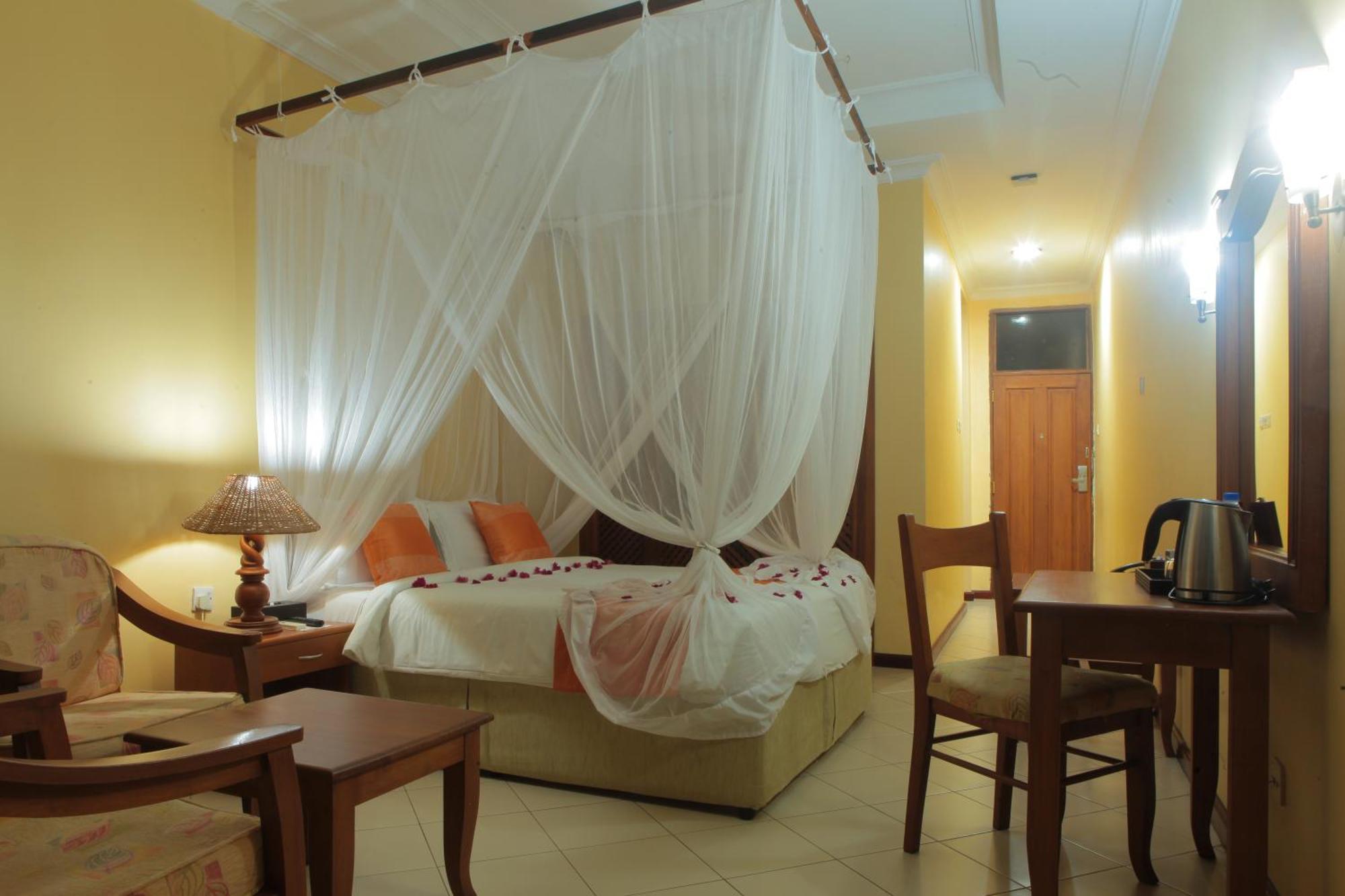 Giraffe Ocean View Hotel Darüsselam Dış mekan fotoğraf